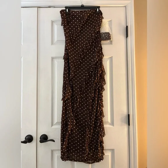 Sincerely Jules Brown Polka Dot Ruffle Maxi Dress size L - Picture 1 of 4